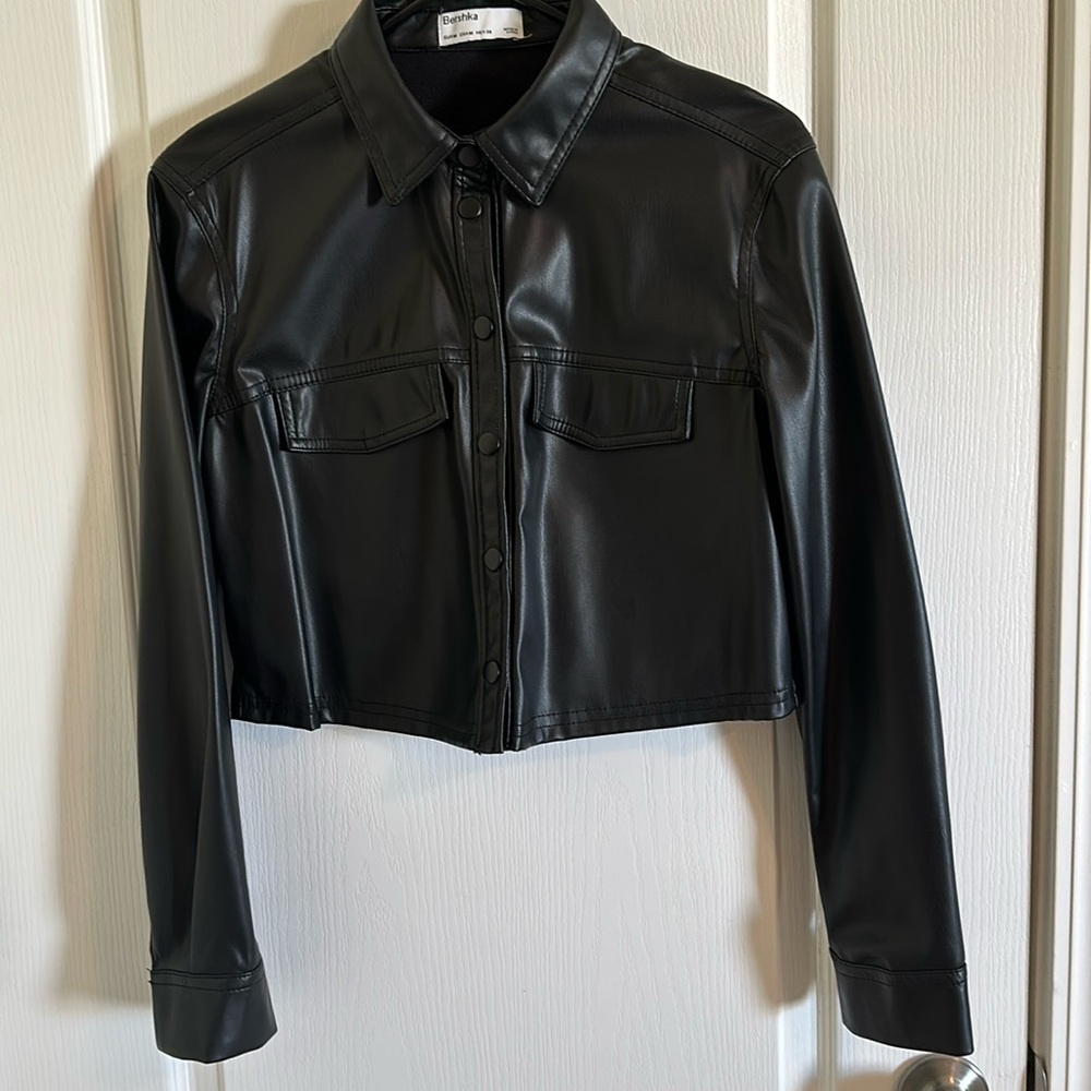 Brand : Bershka Size : Medium Color : Black